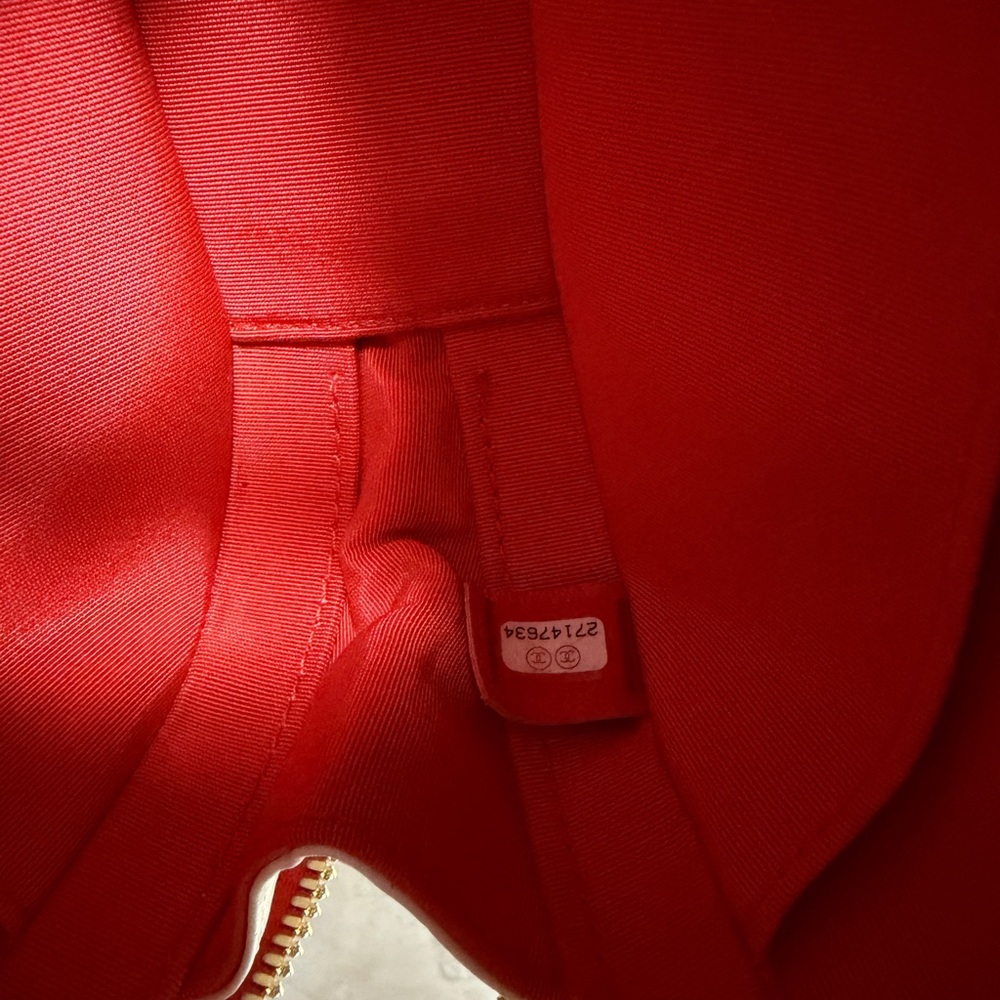 Chanel Vanity Matelasse Leather 2way Bag White Red - Picture 9 of 9